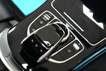 MERCEDES-BENZ C CLASS 2.1 C220d AMG Line Saloon 4dr Diesel 7G-Tronic+ Euro 6 (s/s) (17