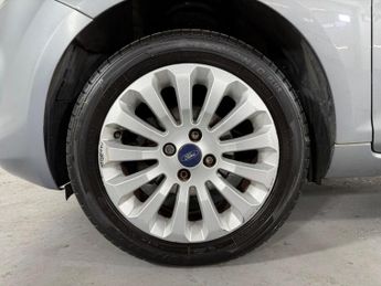 Ford Ka 1.2 Zetec Euro 5 (s/s) 3dr