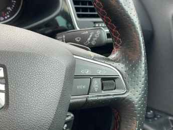 SEAT Leon 2.0 TDI FR Technology DSG Euro 6 (s/s) 5dr
