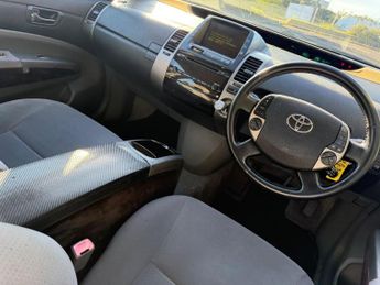 Toyota Prius 1.5 T Spirit CVT 5dr