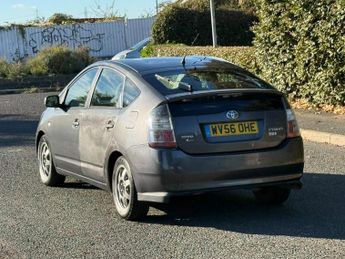 Toyota Prius 1.5 T Spirit CVT 5dr