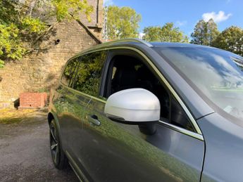 Volvo XC90 2.0 D5 PowerPulse R-Design Auto 4WD Euro 6 (s/s) 5dr