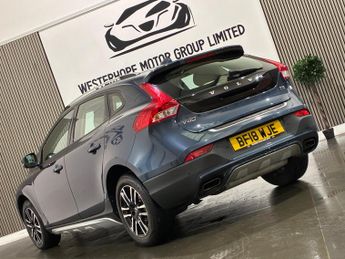 Volvo V40 Cross Country 1.5 T3 Auto Euro 6 (s/s) 5dr