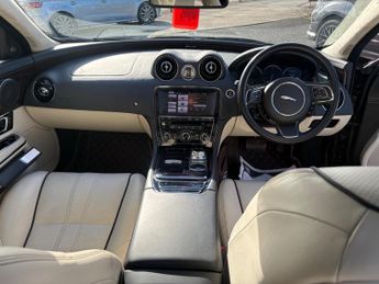 Jaguar XJ 3.0d V6 Portfolio Auto Euro 5 (s/s) 4dr (LWB)