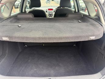 Vauxhall Astra 1.4 16v Excite Euro 5 5dr