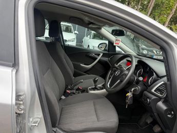 Vauxhall Astra 1.4 16v Excite Euro 5 5dr