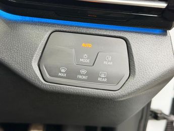 Volkswagen ID.4 Pure 52kWh Life Auto 5dr