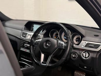 Mercedes-Benz E Class 2.1 E220 CDI AMG Sport G-Tronic+ Euro 5 (s/s) 4dr