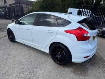 Ford Focus 1.0T EcoBoost Zetec S Euro 5 (s/s) 5dr