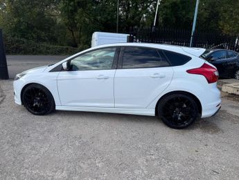 Ford Focus 1.0T EcoBoost Zetec S Euro 5 (s/s) 5dr