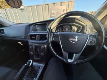 Volvo V40 1.6 D2 SE Nav Euro 5 (s/s) 5dr