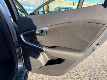 Volvo V40 1.6 D2 SE Nav Euro 5 (s/s) 5dr