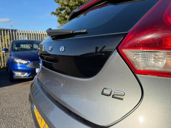 Volvo V40 1.6 D2 SE Nav Euro 5 (s/s) 5dr