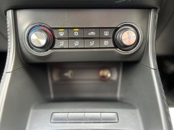 MG MG ZS 1.0 T-GDI Exclusive Auto Euro 6 5dr