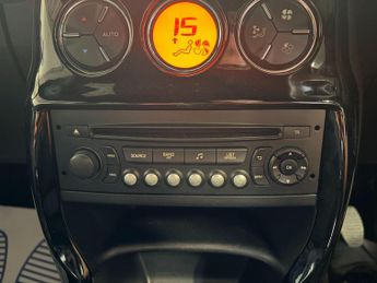 Citroen DS3 Cabrio 1.6 VTi DStyle Plus Euro 5 2dr