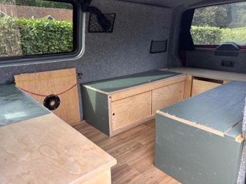 Volkswagen Transporter 1.9 TDI T30 L3 H2 4dr