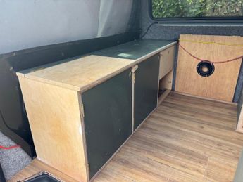 Volkswagen Transporter 1.9 TDI T30 L3 H2 4dr