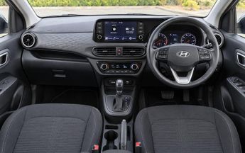 Hyundai i10 1.2 Premium Hatchback 5dr Petrol Auto Euro 6 (s/s) (84 ps)