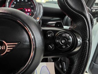 MINI Convertible 2.0 John Cooper Works Steptronic Euro 6 (s/s) 2dr
