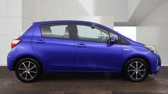 Toyota Yaris 1.5 VVT-h Icon Tech E-CVT Euro 6 (s/s) 5dr