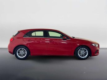 Mercedes-Benz A Class 1.3 A180 SE (Executive) Hatchback 5dr Petrol Manual Euro 6 (s/s)