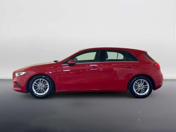 Mercedes-Benz A Class 1.3 A180 SE (Executive) Hatchback 5dr Petrol Manual Euro 6 (s/s)
