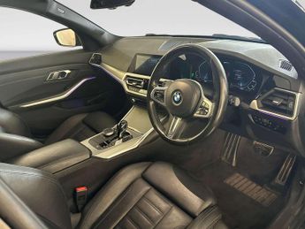 BMW 3 Series 2.0 330e 12kWh M Sport Touring 5dr Petrol Plug-in Hybrid Auto Eu