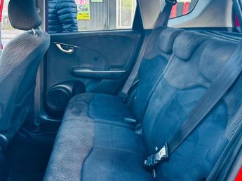 Honda Jazz 1.4 i-VTEC ES Plus CVT Euro 5 5dr