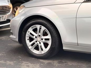 Mercedes-Benz C Class 2.1 C220 CDI Executive SE G-Tronic+ Euro 5 (s/s) 4dr