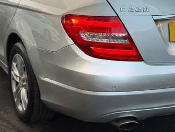 Mercedes-Benz C Class 2.1 C220 CDI Executive SE G-Tronic+ Euro 5 (s/s) 4dr