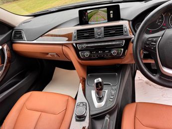 BMW 3 Series 2.0 320i Luxury Touring Auto (s/s) 5dr