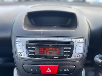 Peugeot 107 1.0 12V Allure Euro 5 5dr