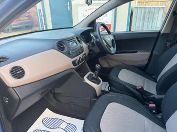 Hyundai i10 1.0 S Euro 5 5dr