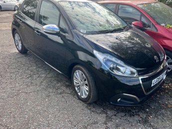 Peugeot 208 1.2 PureTech Signature Euro 6 (s/s) 5dr