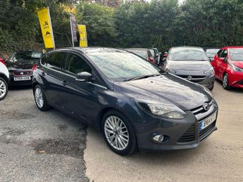 Ford Focus 1.0T EcoBoost Zetec Navigator Euro 5 (s/s) 5dr