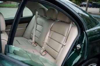 Vauxhall Omega 