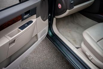 Vauxhall Omega 