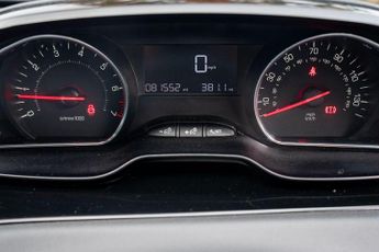 Peugeot 208 1.0 VTi PureTech Active Euro 5 3dr