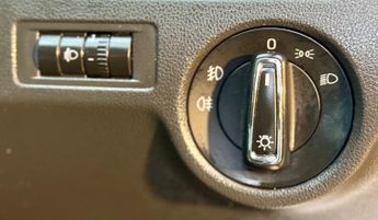Skoda Rapid Spaceback 1.0 TSI SE Tech Euro 6 (s/s) 5dr