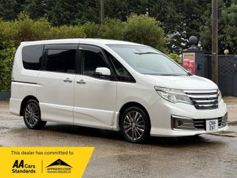 Nissan Serena 2.0 16v Excursion 5dr