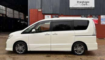 Nissan Serena 2.0 16v Excursion 5dr