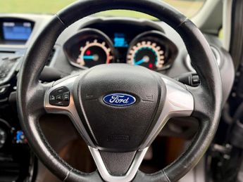 Ford Fiesta 1.0T EcoBoost Zetec Powershift Euro 6 5dr
