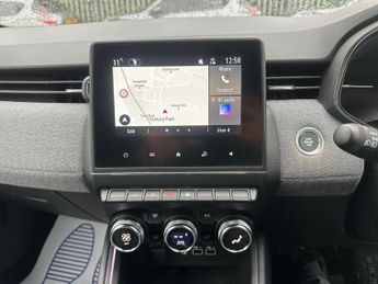 Renault Clio 1.6 E-TECH techno Auto Euro 6 (s/s) 5dr
