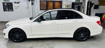 Mercedes-Benz C Class 1.8 C250 BlueEfficiency AMG Sport Plus G-Tronic+ Euro 5 (s/s) 4d