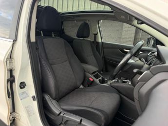 Nissan Qashqai 1.5 dCi n-tec+ 2WD Euro 5 (s/s) 5dr