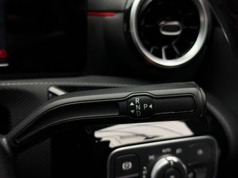 Mercedes-Benz A Class 1.5 A180d AMG Line 7G-DCT Euro 6 (s/s) 4dr