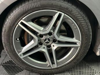 Mercedes-Benz A Class 1.5 A180d AMG Line 7G-DCT Euro 6 (s/s) 4dr