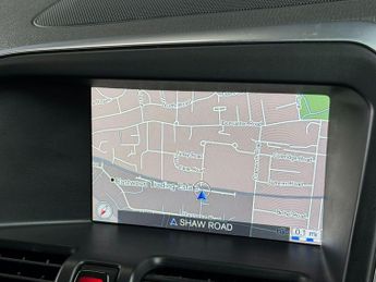 Volvo XC60 2.4 D4 R-Design Lux Nav Auto AWD Euro 6 (s/s) 5dr