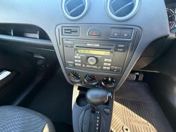 Ford Fusion 1.6 Zetec Climate 5dr