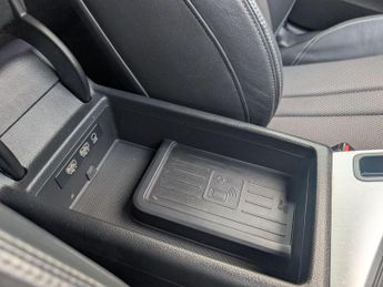 Audi A4 2.0 TDI S line S Tronic Euro 6 (s/s) 4dr